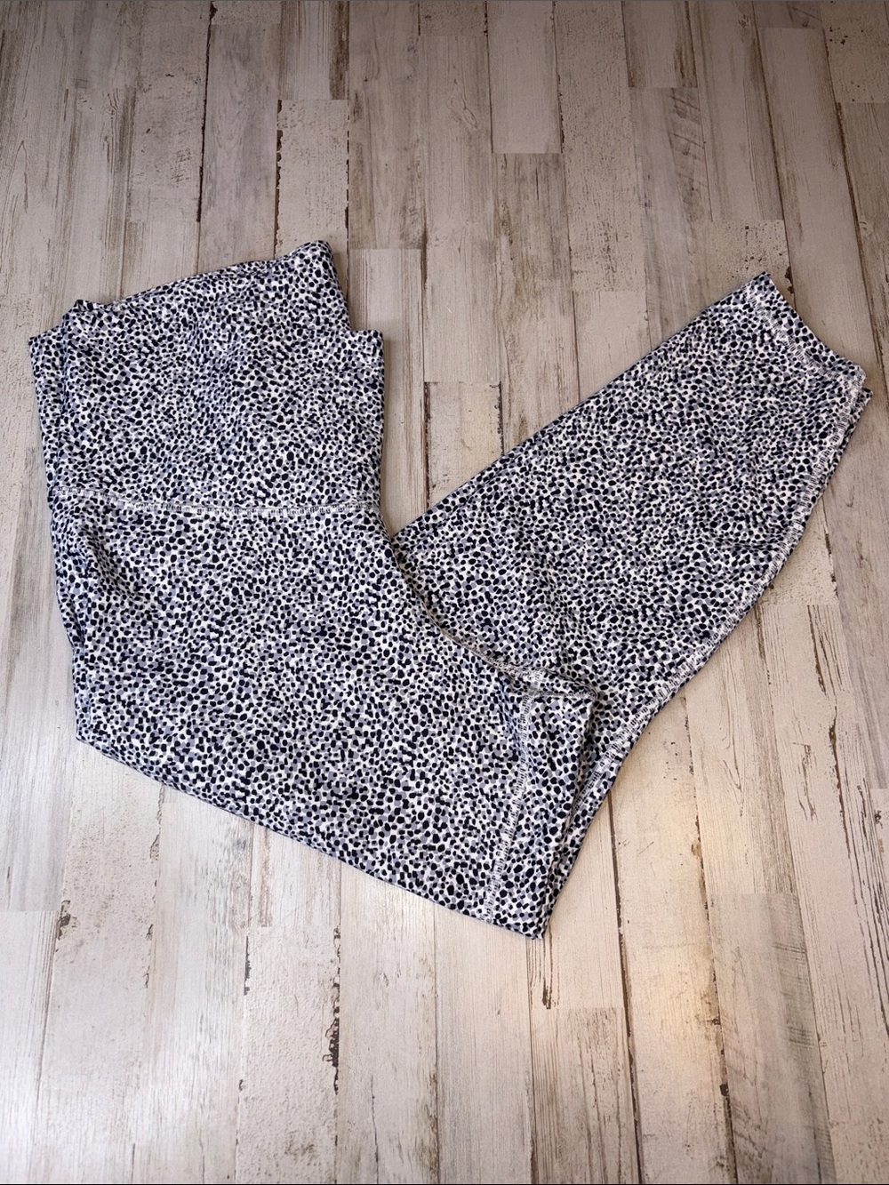 Old Navy Active Powersoft Black & White Speckled High-Waist 7/8 Leggings XXL